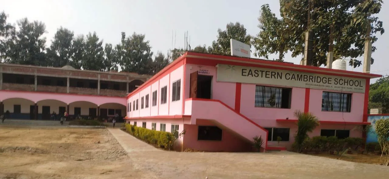 The main building of Eastern Cambridge School